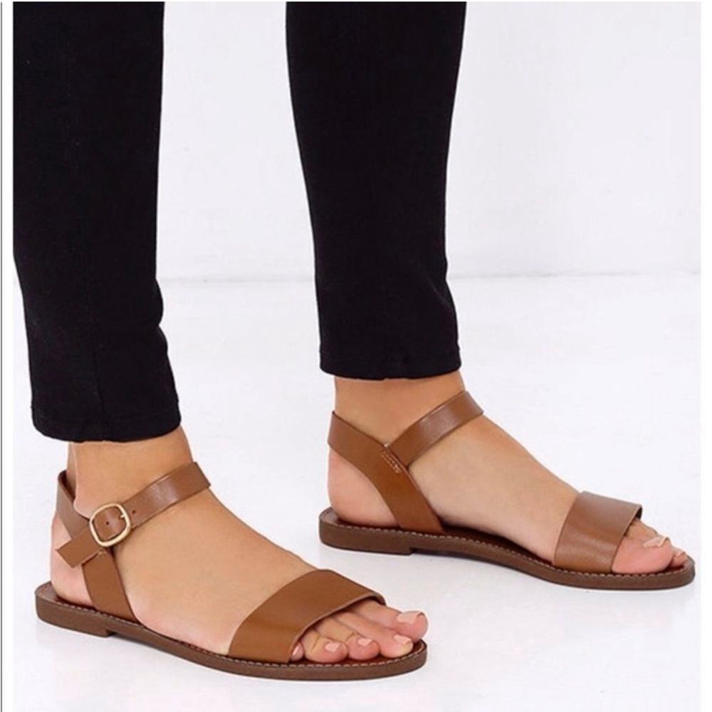 Steve Madden Tan Leather Sandals
